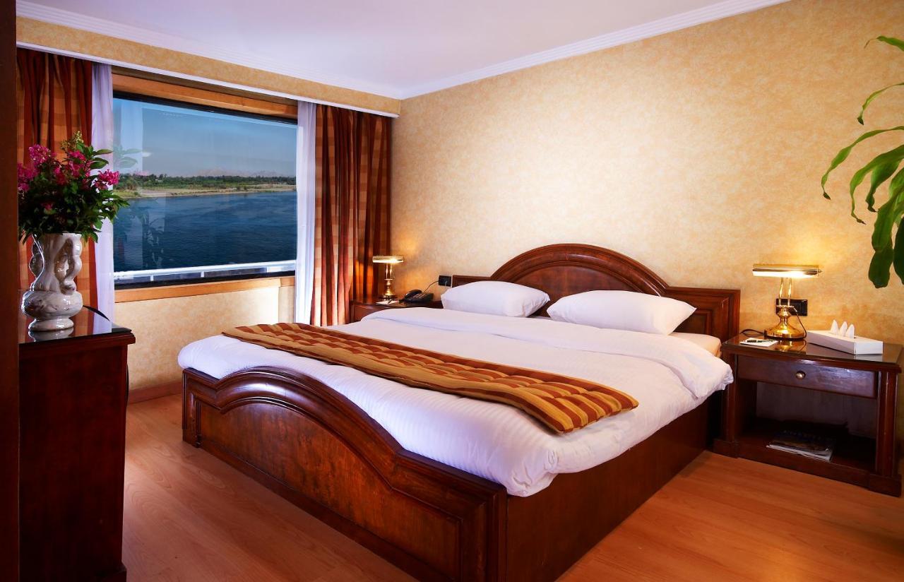 Nile Carnival Cruise 4Nt Lxr Thursday 3Nt Asw Monday Luxor Exteriér fotografie