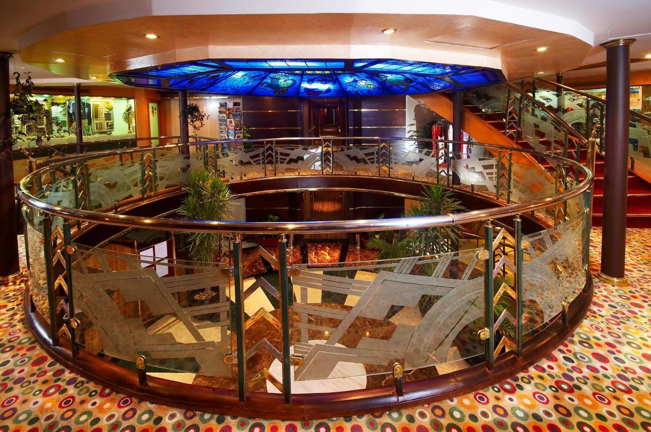 Nile Carnival Cruise 4Nt Lxr Thursday 3Nt Asw Monday Luxor Exteriér fotografie